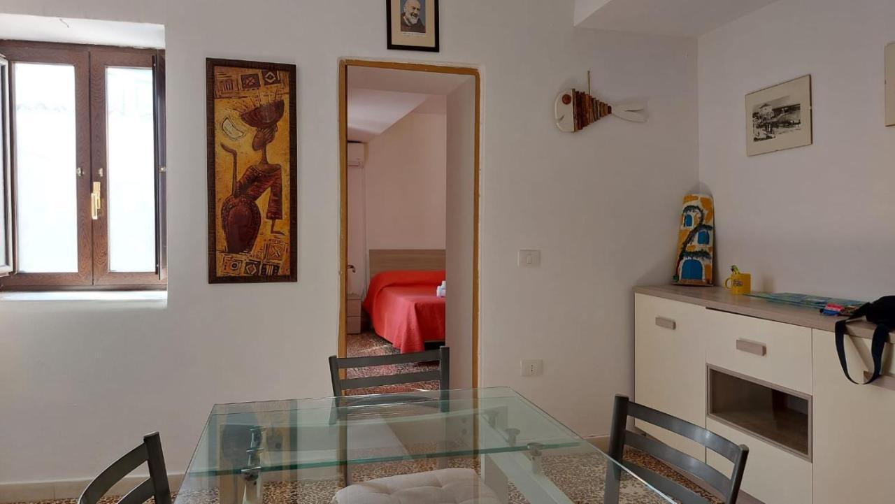 La Casa Dei Gatti Apartment Сиракуза Екстериор снимка